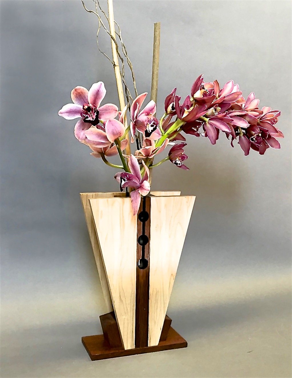 V Vase Maple/Ipe   13" H