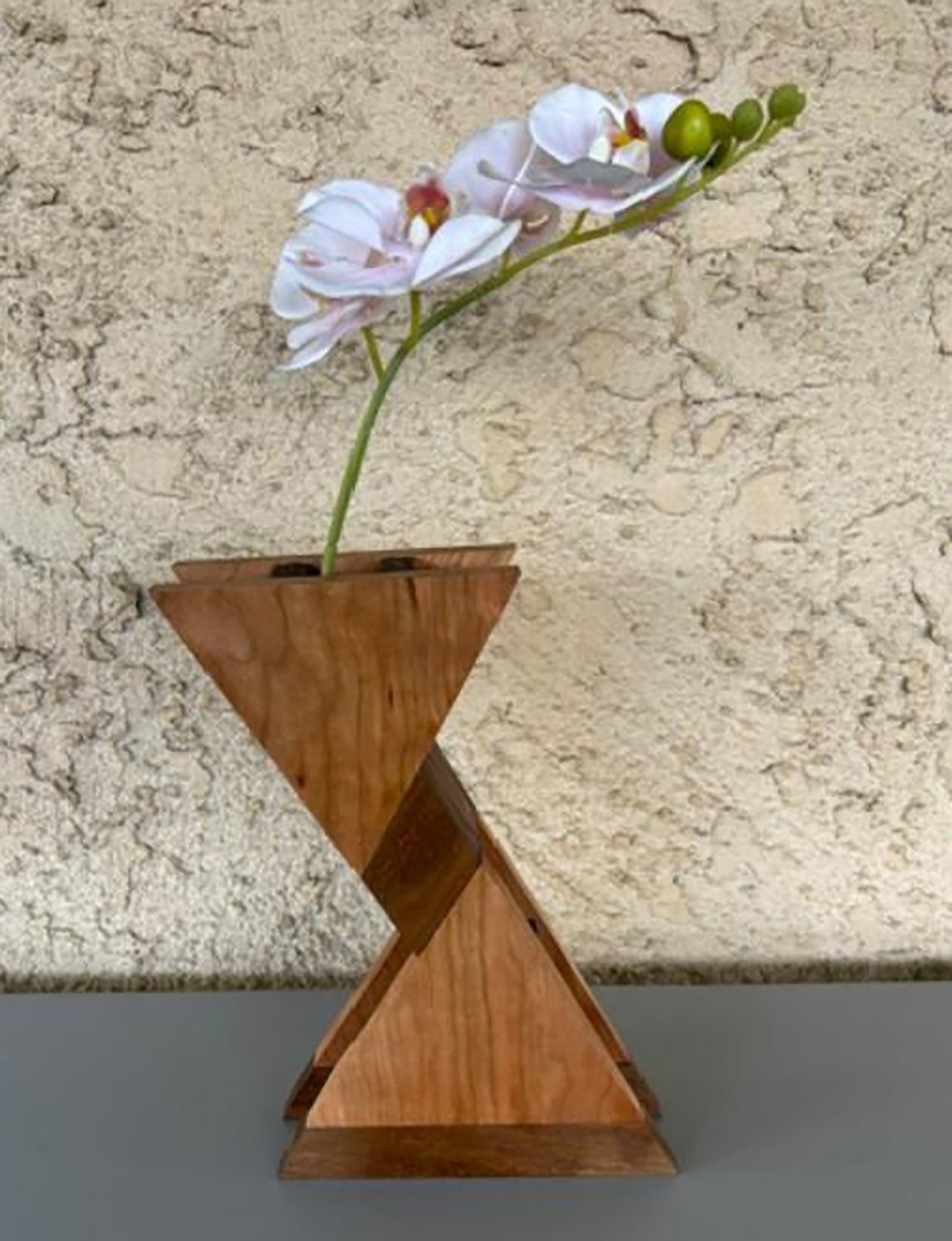 Wooden vase by Warren Yip